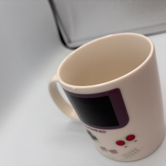 Nintendo Paladone Gameboy Retro Video Game Controller Collectible Mug - Picture 6 of 9